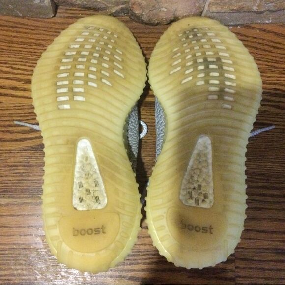 ADIDAS YEEZY Boots 350 V2 Sneakers - Picture 8 of 8